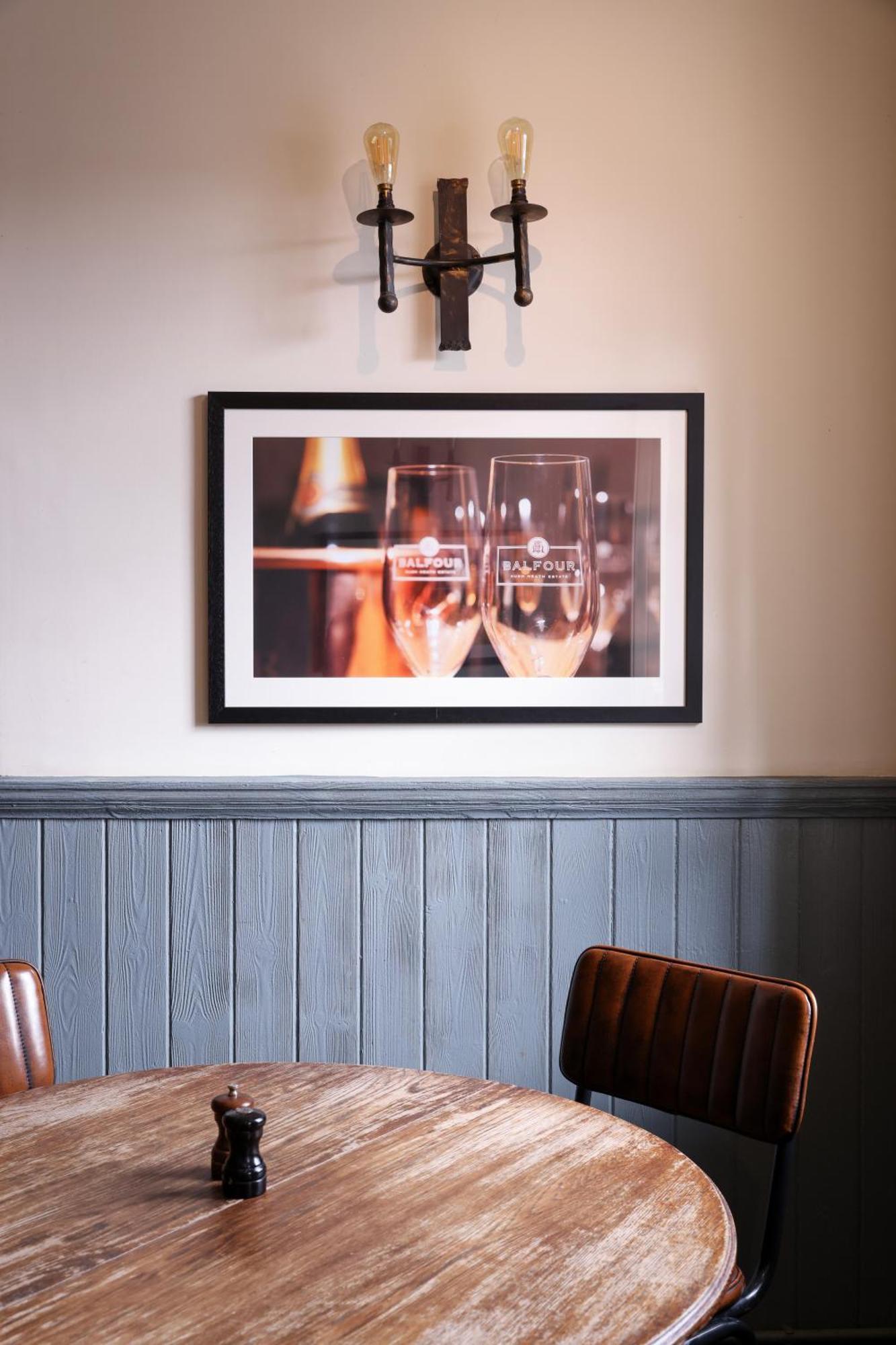 The Swan At Forest Row Bagian luar foto