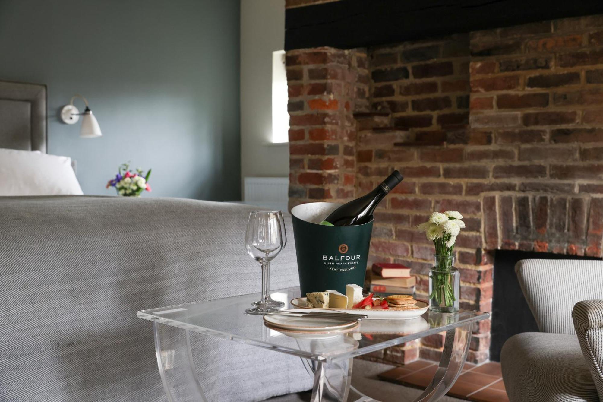 The Swan At Forest Row Bagian luar foto